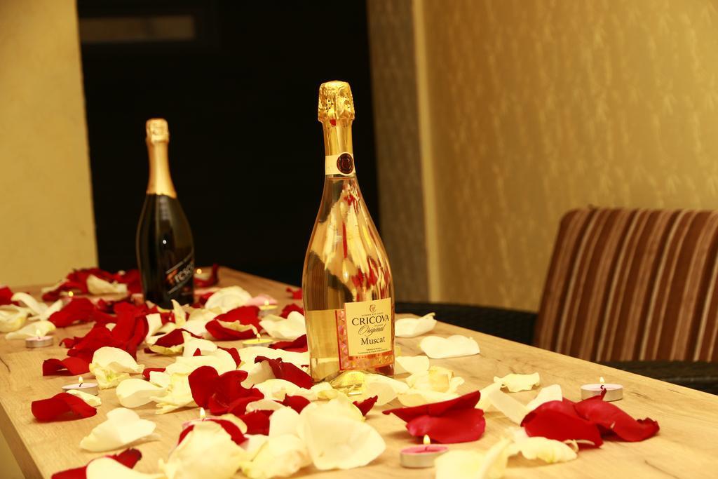 Hotel Gold Lion Κισινάου Εξωτερικό φωτογραφία
