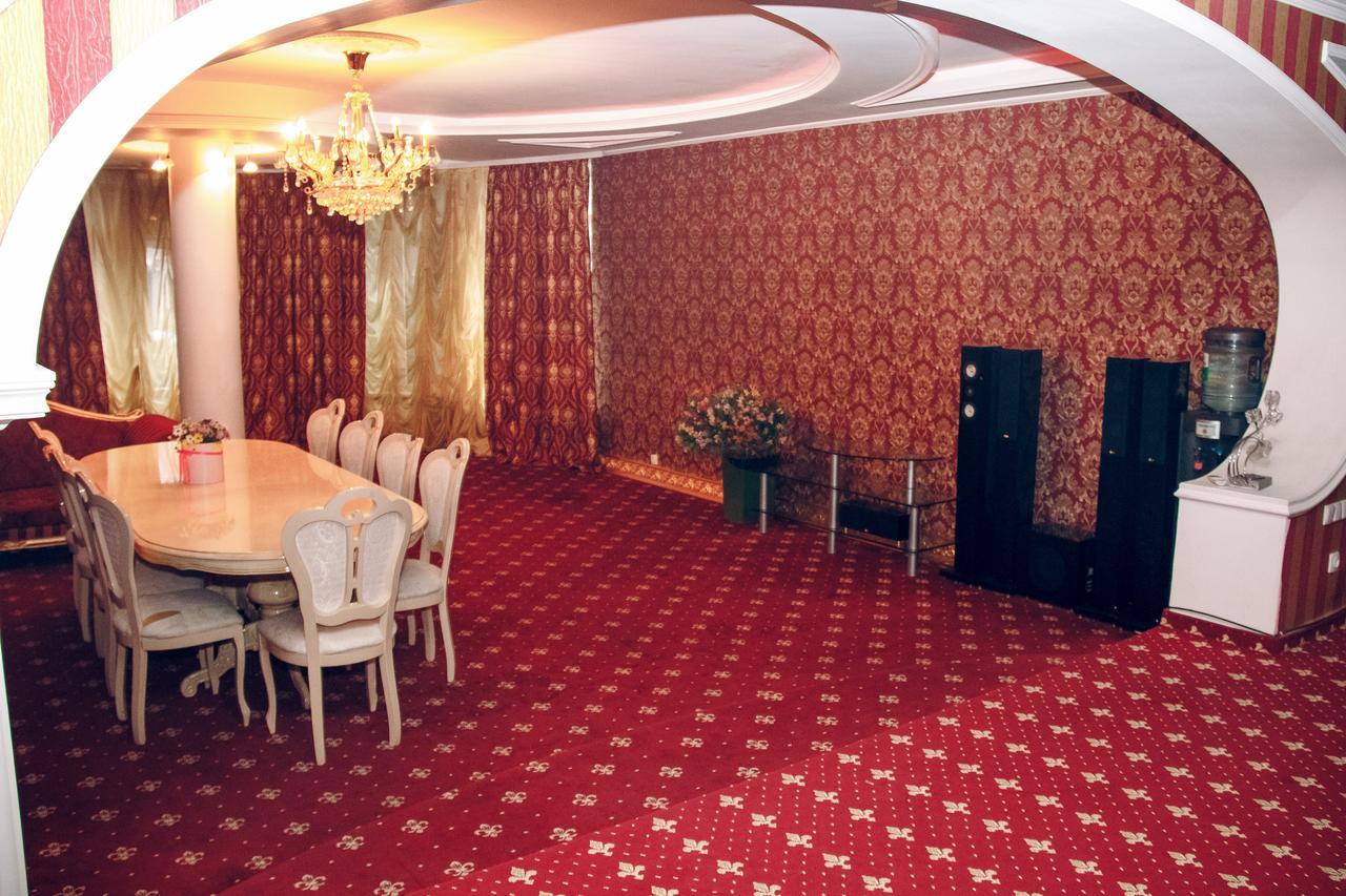 Hotel Gold Lion Κισινάου Εξωτερικό φωτογραφία
