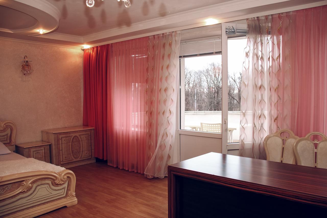 Hotel Gold Lion Κισινάου Εξωτερικό φωτογραφία