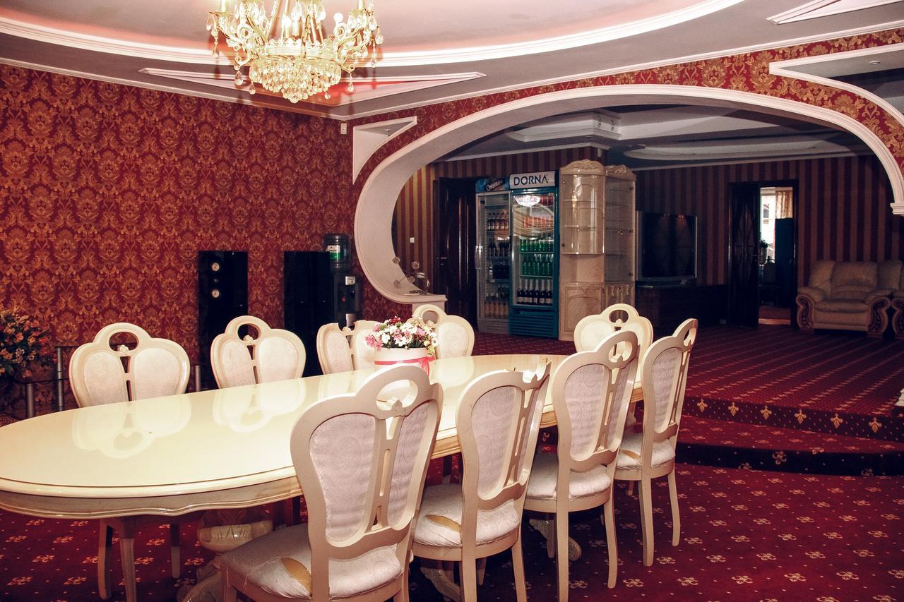 Hotel Gold Lion Κισινάου Εξωτερικό φωτογραφία