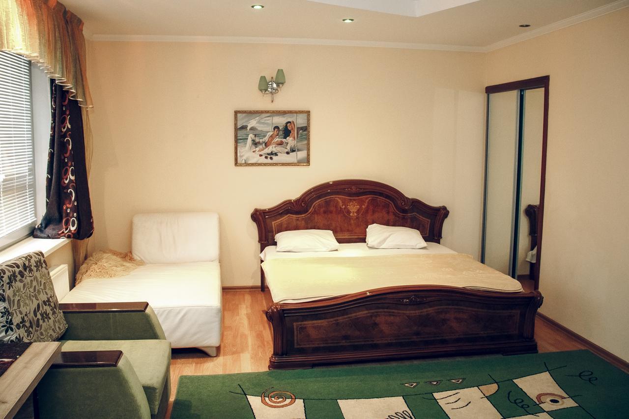 Hotel Gold Lion Κισινάου Εξωτερικό φωτογραφία