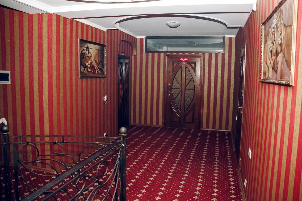 Hotel Gold Lion Κισινάου Εξωτερικό φωτογραφία