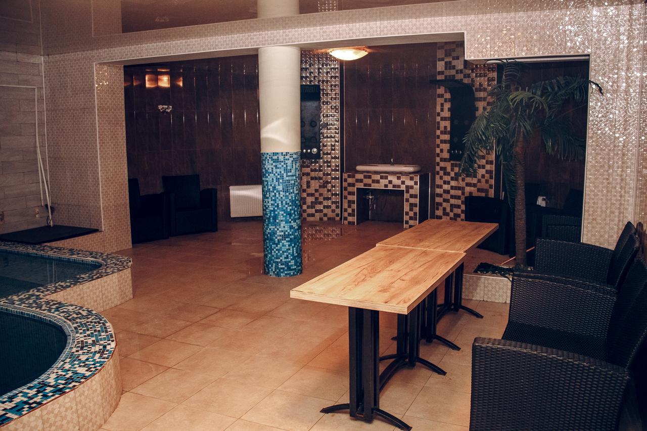 Hotel Gold Lion Κισινάου Εξωτερικό φωτογραφία